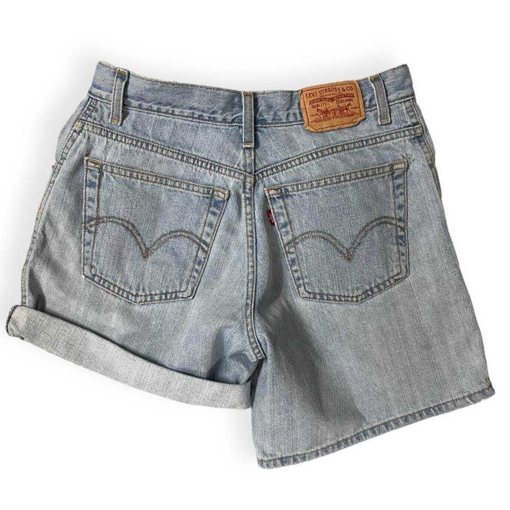 Levi’s 550 Light Wash Jean Shorts